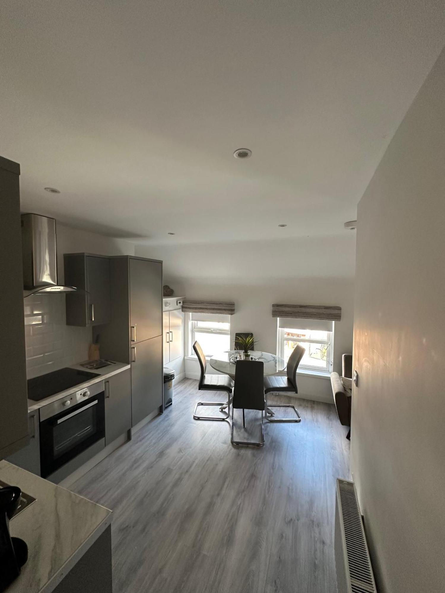 Westland Suites - Stylish, Modern, Elegant, Central Apartments A Londonderry Exterior photo